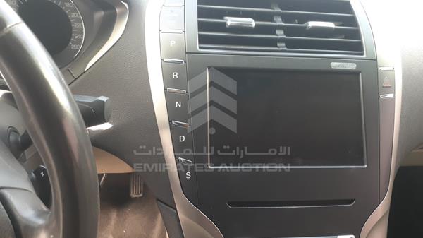 Lincoln MKZ 2015 3LN6L2G98FR624828 Image 10