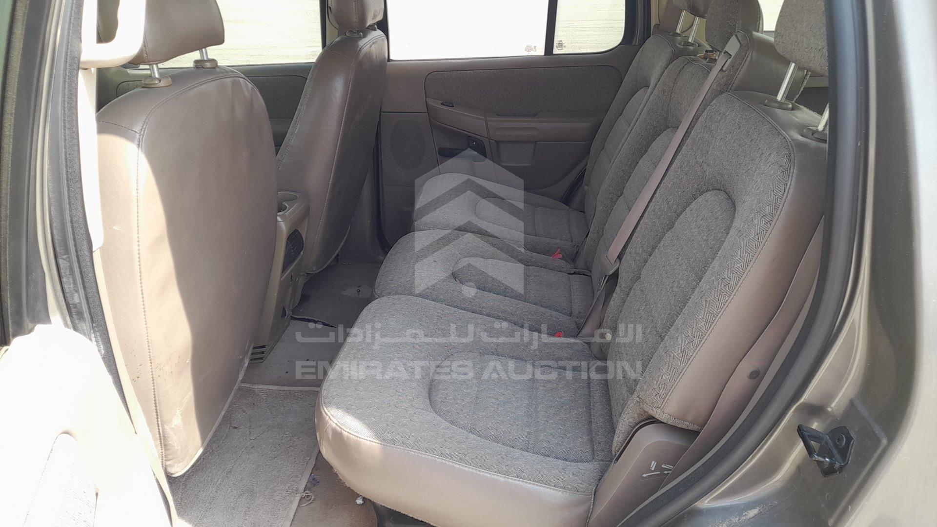 2005 FORD EXPLORER VIN: 1FMZU72E15ZA74409