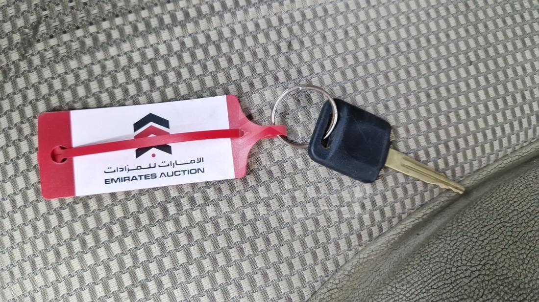 2007 Nissan Tiida — Keys — Photo 9