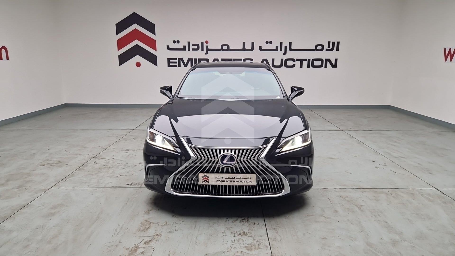 2021 LEXUS ES 300H VIN: JTHB21B15M2140116