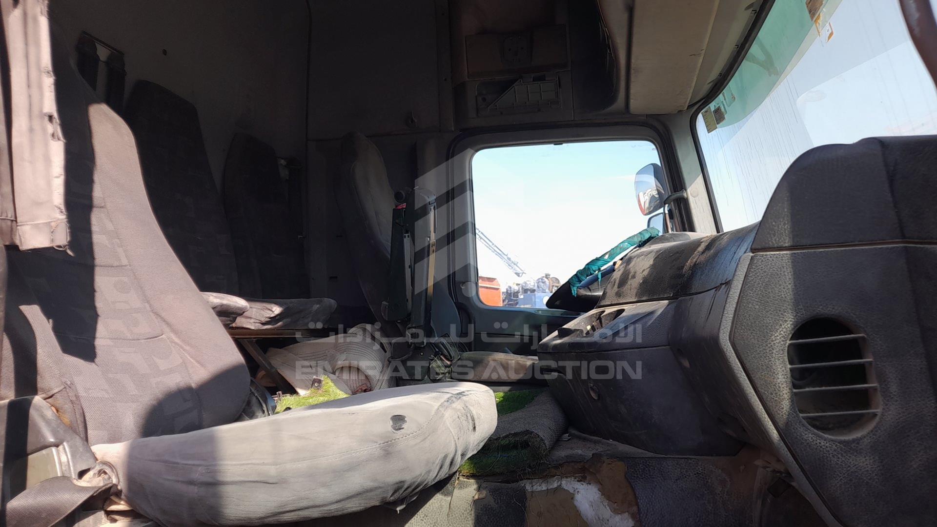 2008 MERCEDES ACTROS VIN: WDAKHCAA58L278979