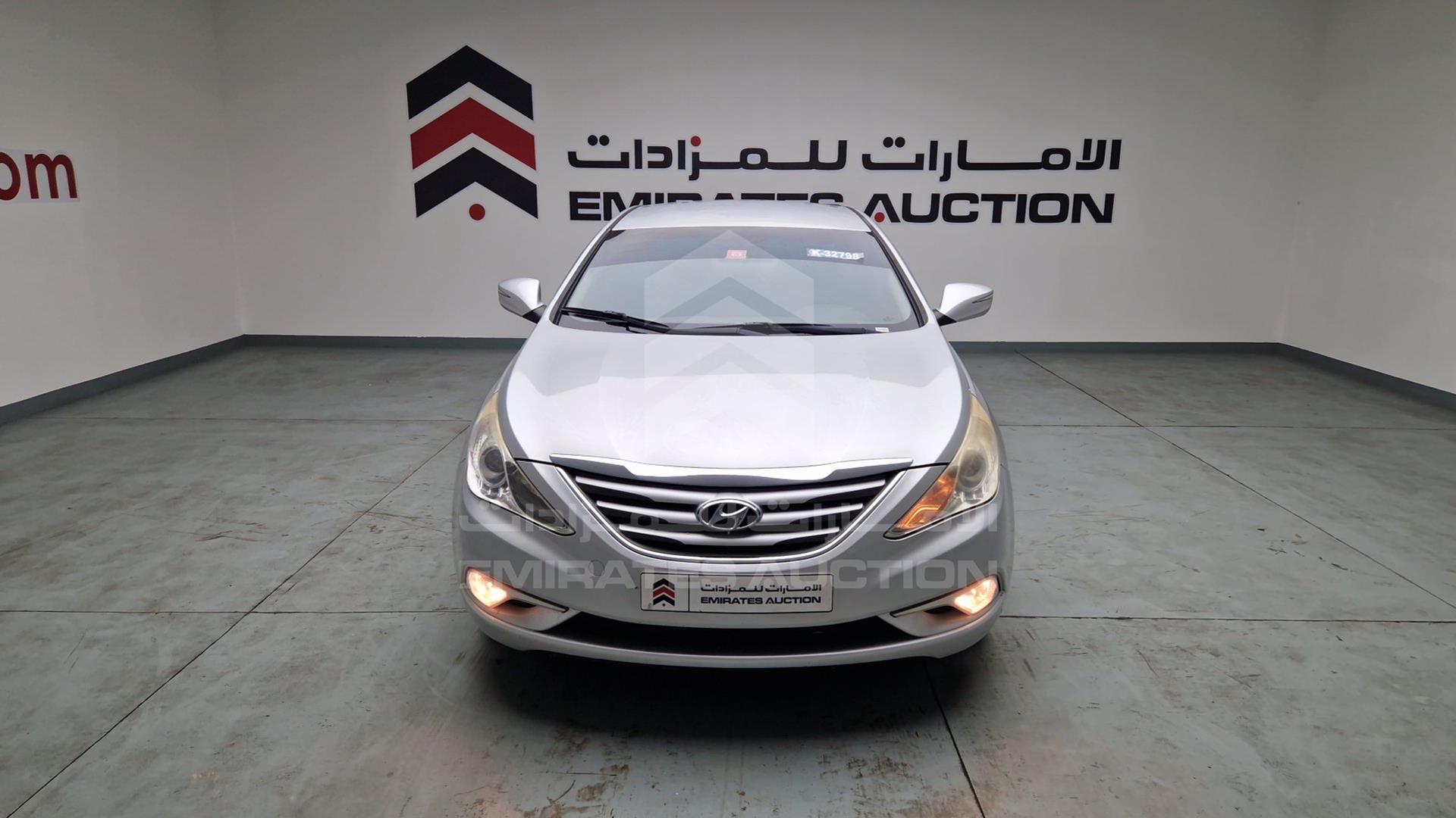 2014 HYUNDAI SONATA VIN: KMHEB41C0EA625057