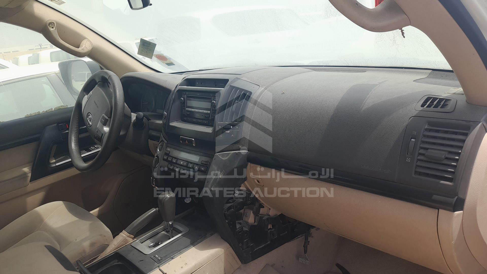 2013 TOYOTA LAND CRUISER VIN: JTMDU09J9D4063291