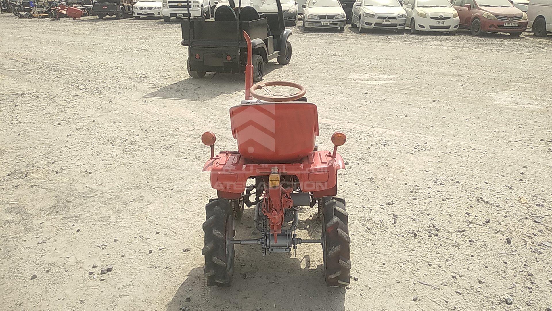0 TRACTOR --- VIN: 2FMDK4KC4CBA27842