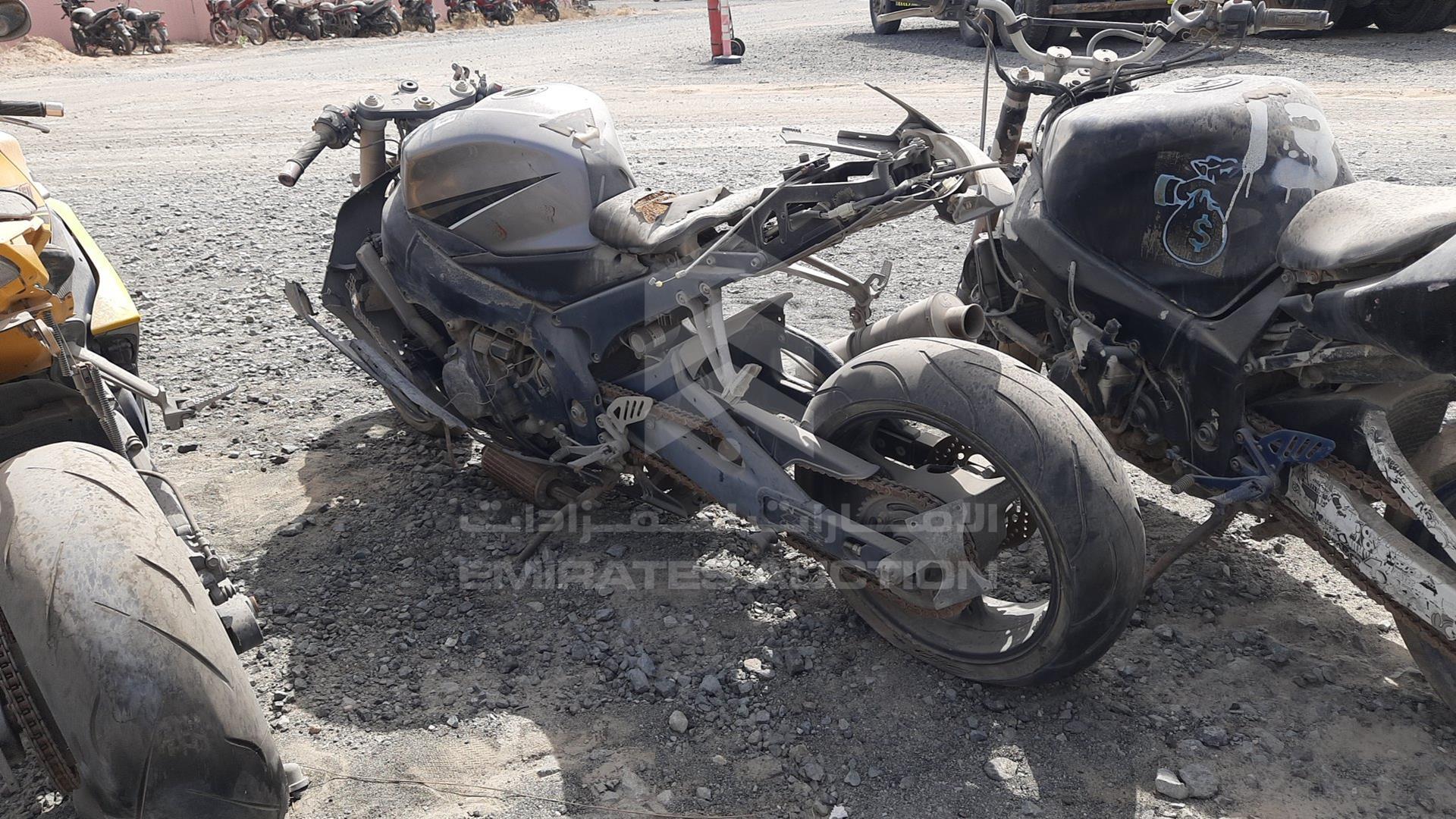 2006 SUZUKI MOTORBIKE VIN: JS1GT76A762102112