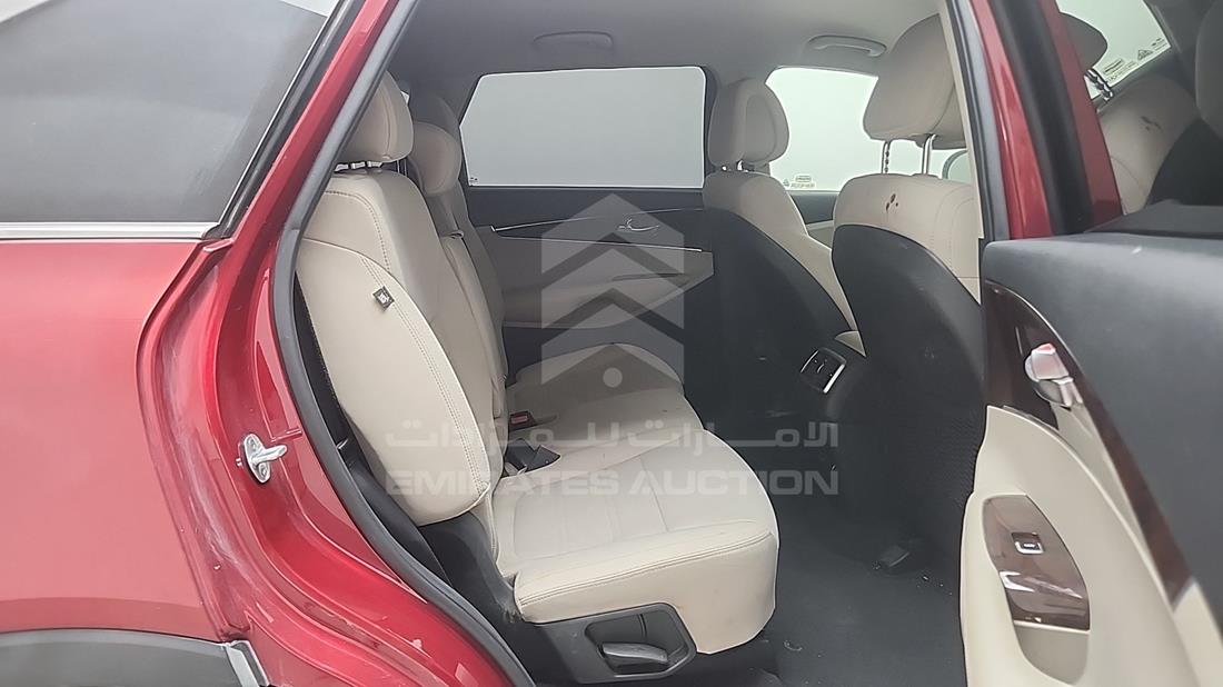 2016 Kia Sorento — Rear Right Passenger View — Photo 16