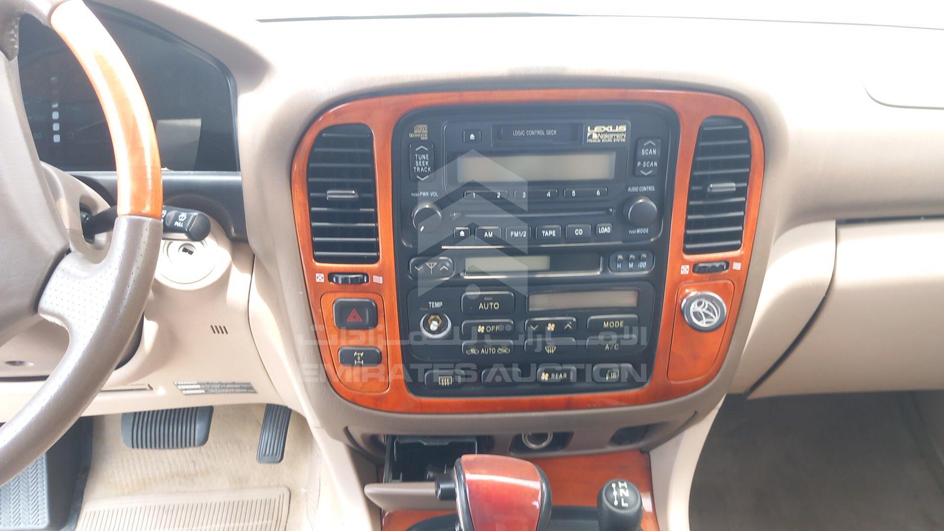 2000 LEXUS LX 470 VIN: JT6HT00W1Y0112100
