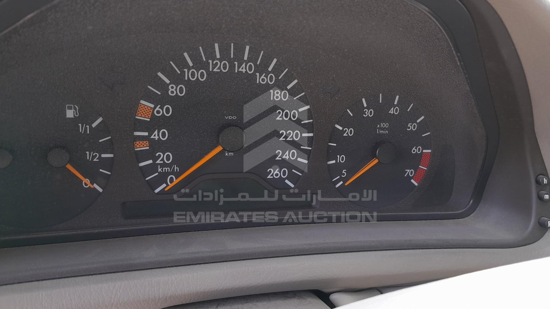 2001 MERCEDES CLK320 VIN: WDB2084651T006974