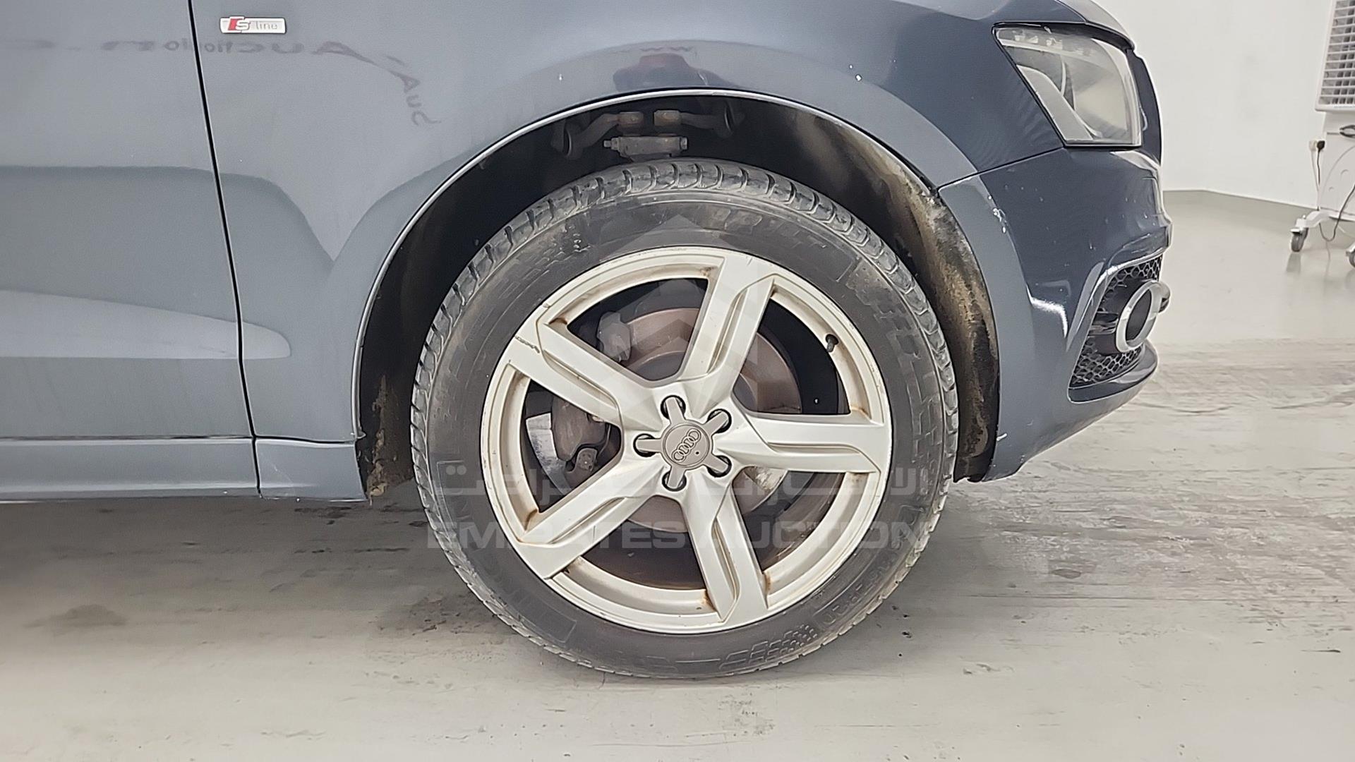2012 AUDI Q5 VIN: WAUCKC8R3CA090591