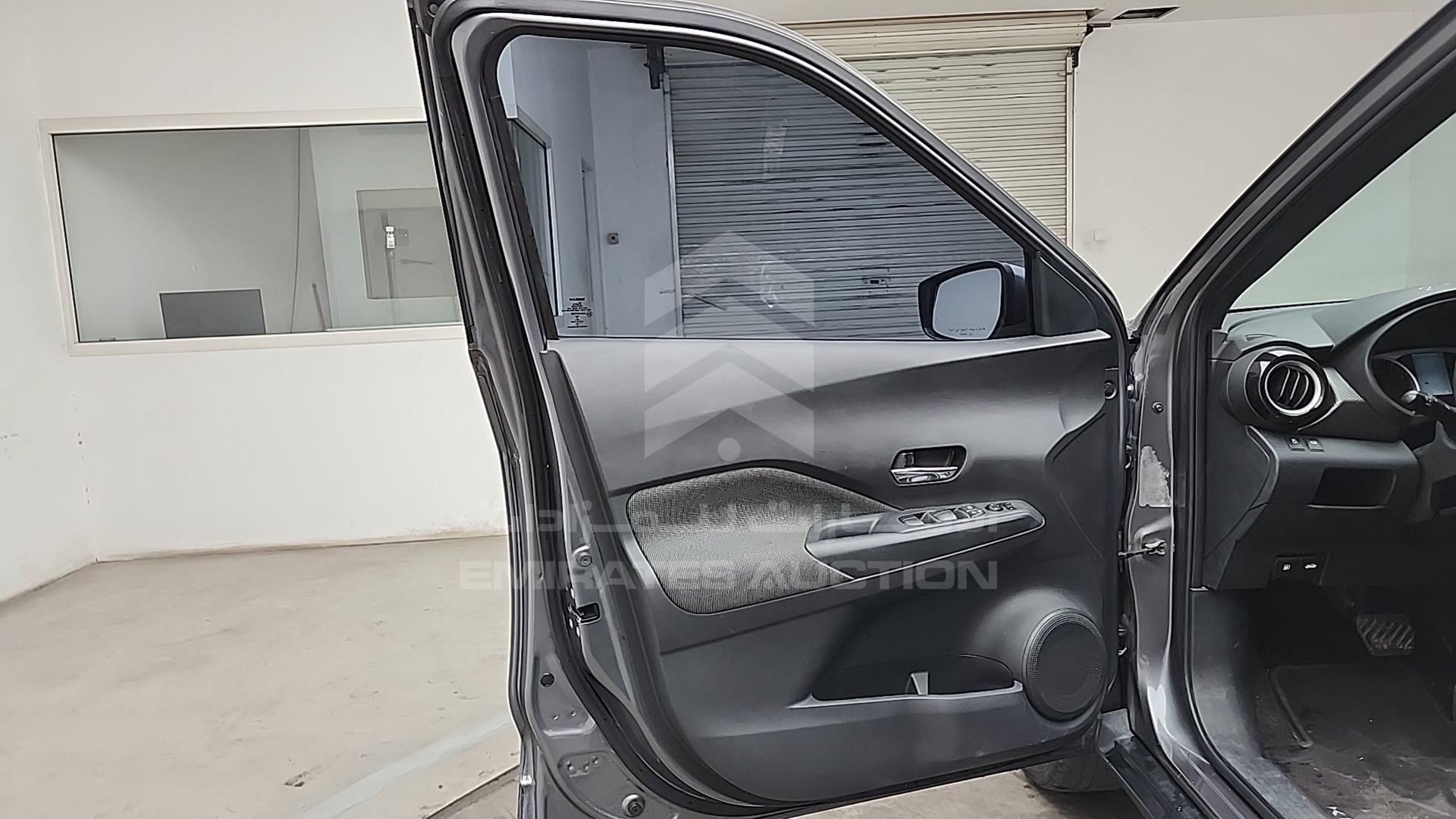 2020 NISSAN KICKS VIN: 3N1CP5C97LL521937