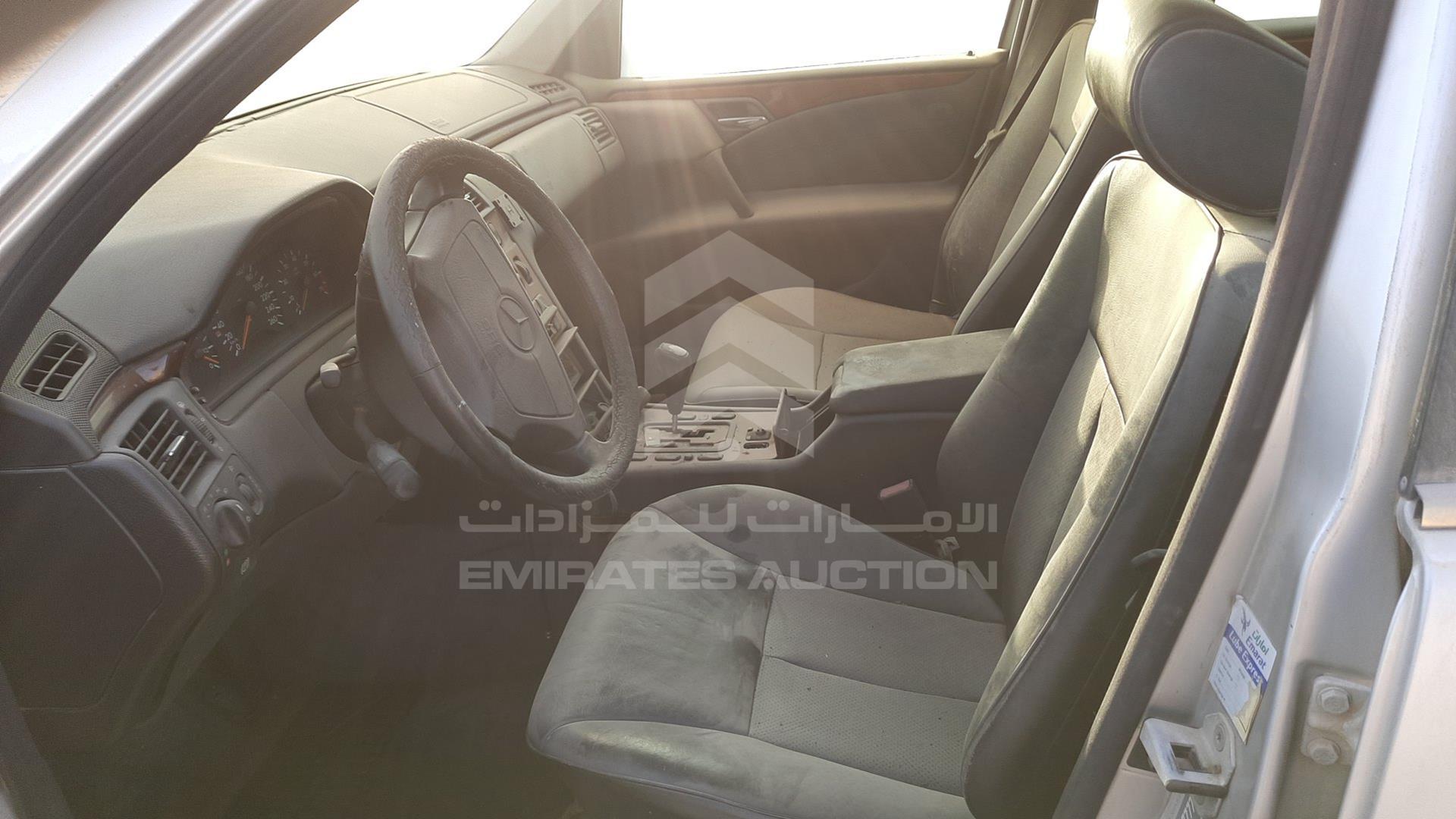 0 MERCEDES --- VIN: WDB2100631A749398