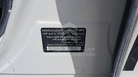 نيسان باترول 2019 — رقم الشاسيه على الهيكل — صورة 2 — صورة مصغرة