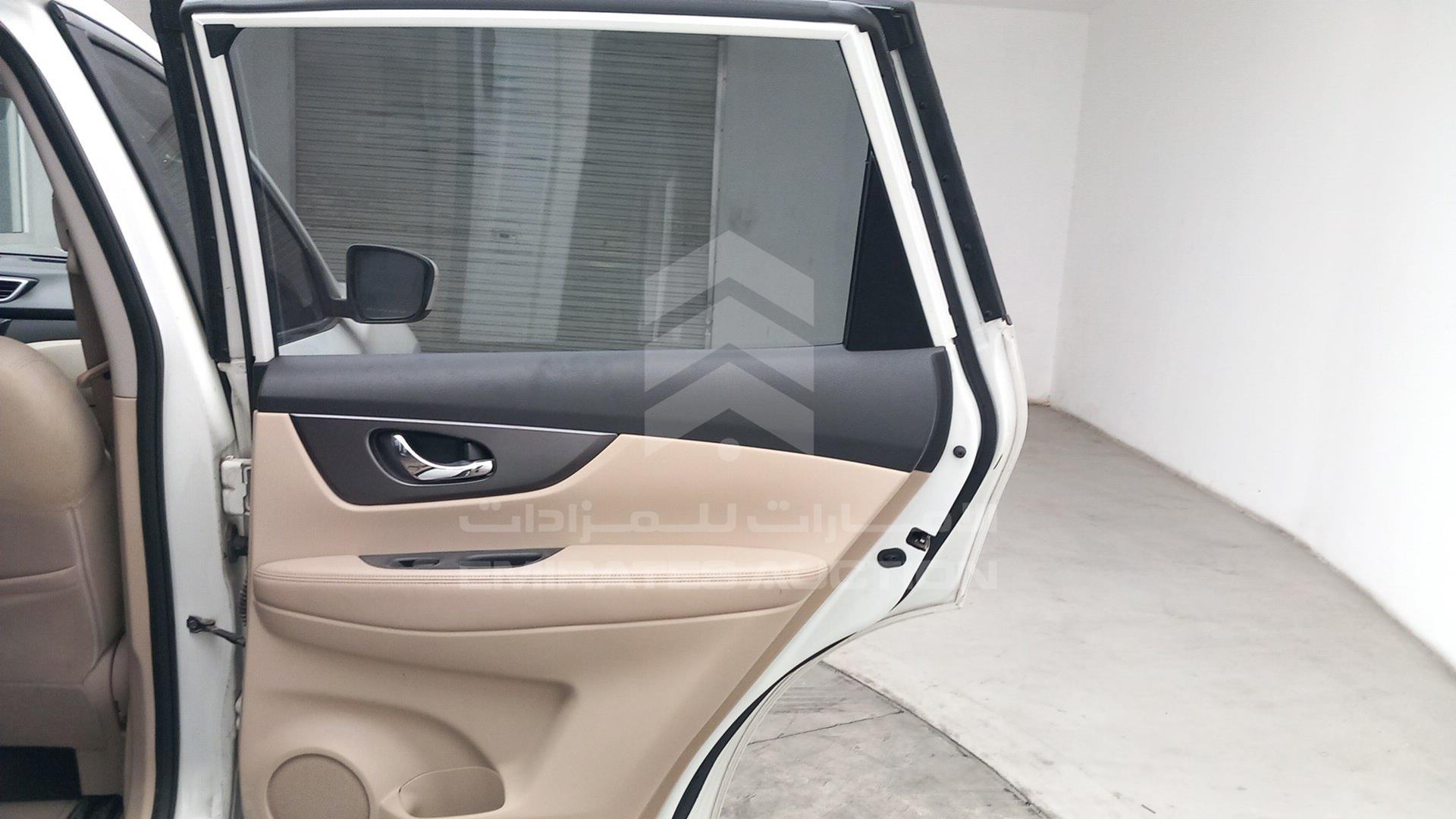 2016 NISSAN X-TRAIL VIN: JN1BT2MU4GW003986