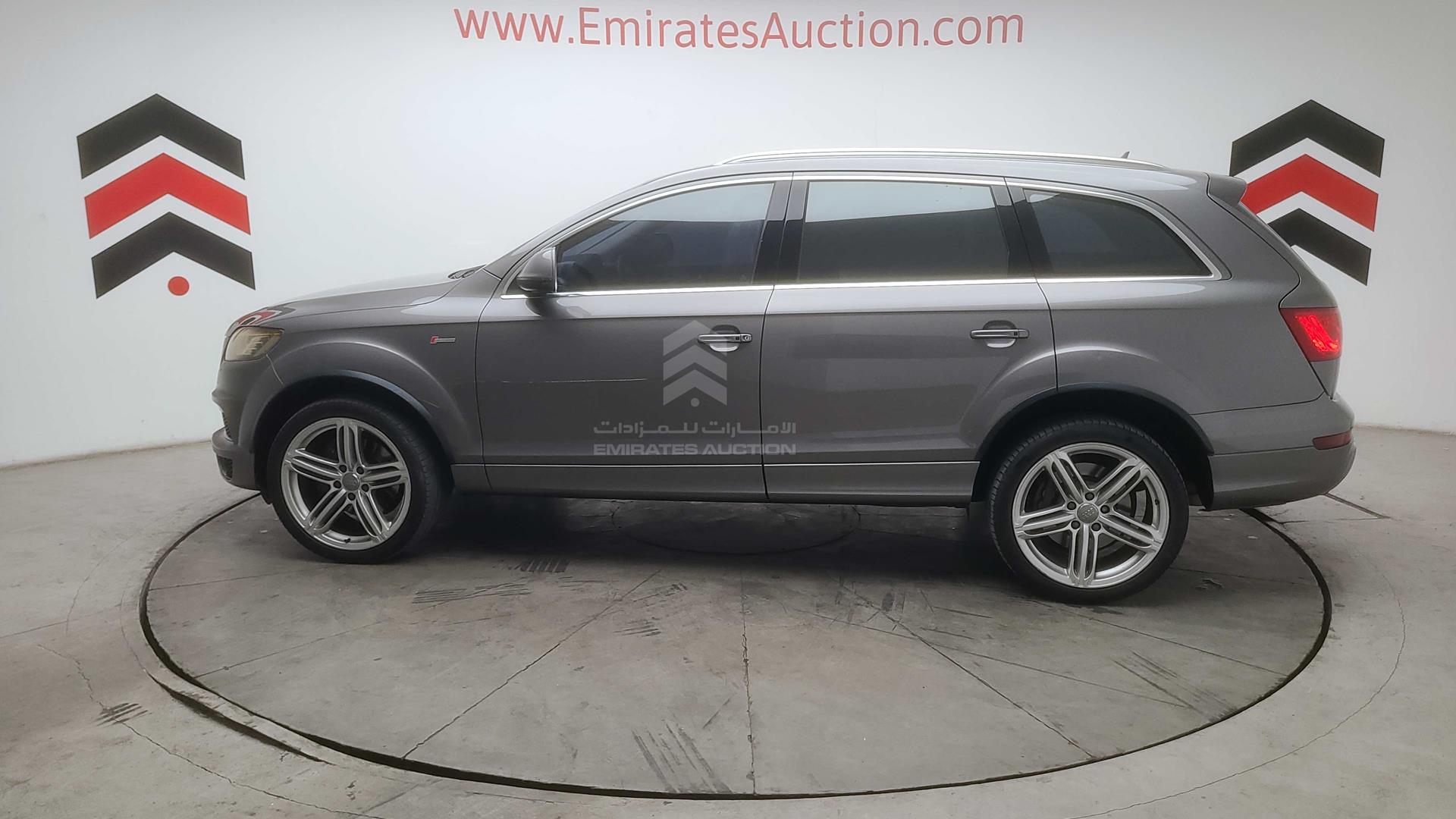 2013 AUDI Q7 VIN: WAUAGD4L3DD000355