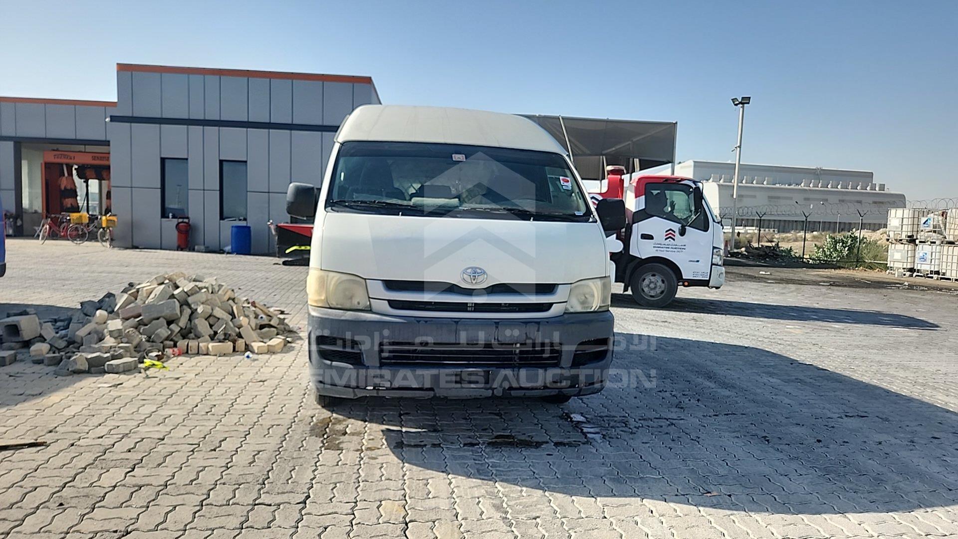 2009 TOYOTA HIACE VIN: JTFPX22P090016767