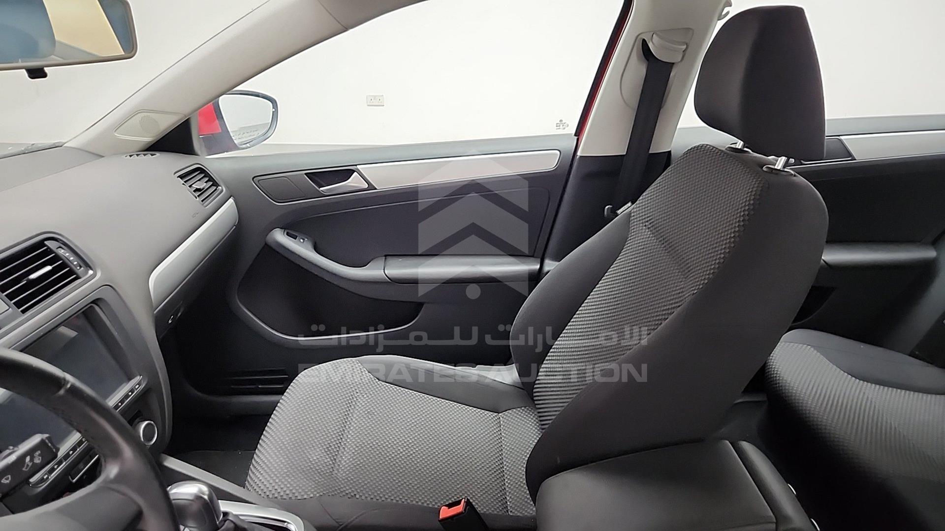 2014 VOLKSWAGEN JETTA VIN: WVWRV1AJ3EM250726