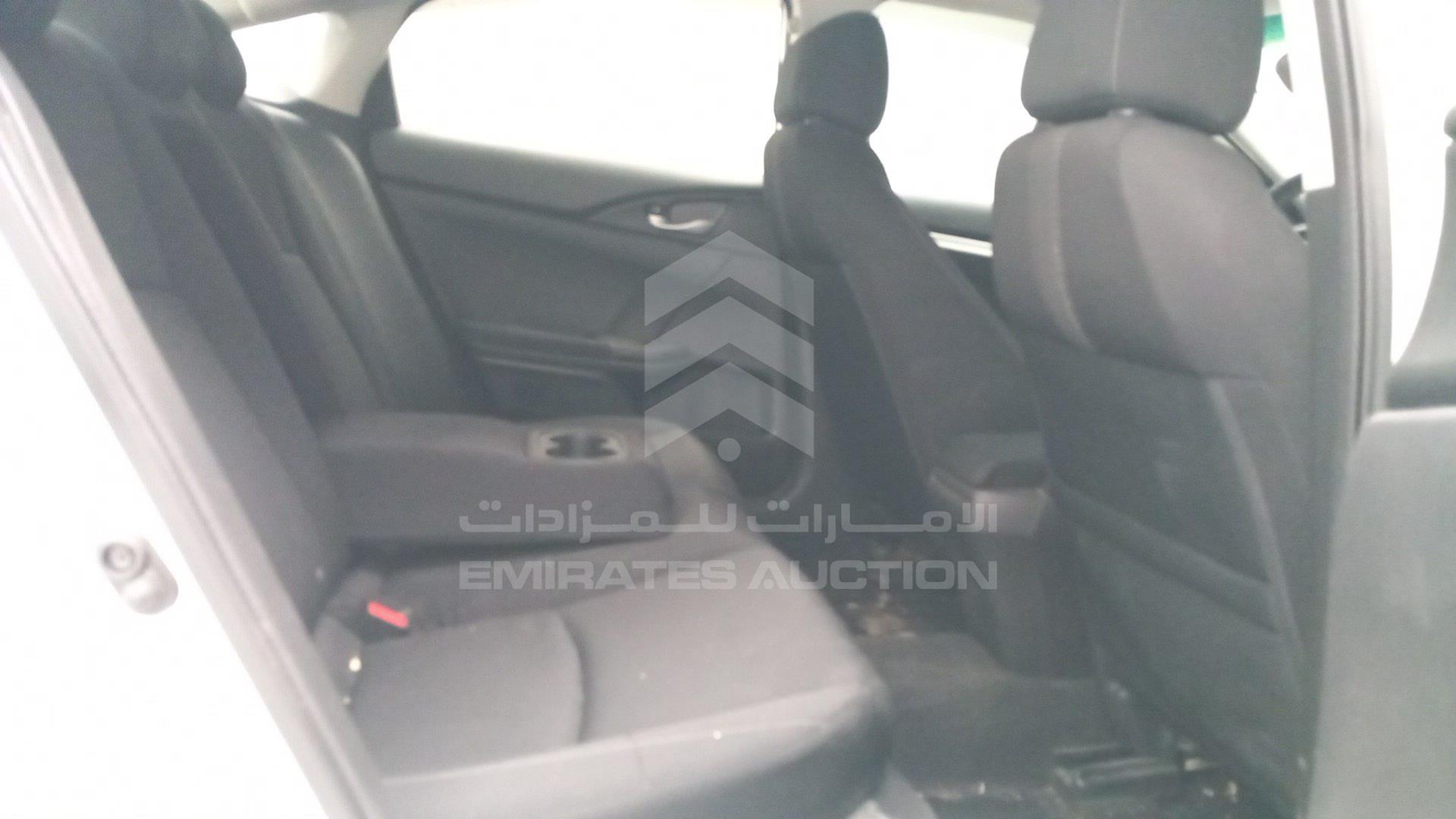2018 HONDA CIVIC VIN: 2HGFC2F72JH501715