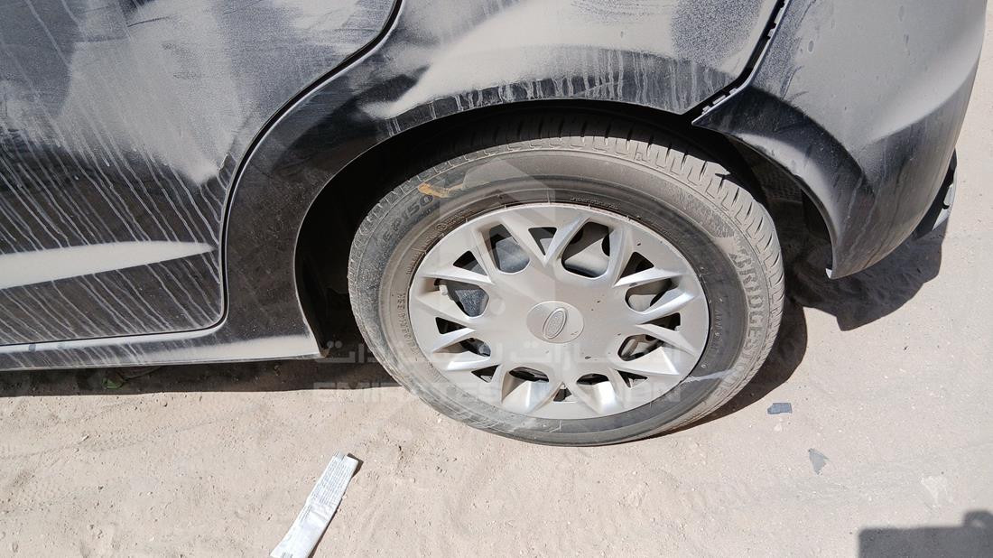 2016 Ford Figo — Rear Left Tyre — Photo 31