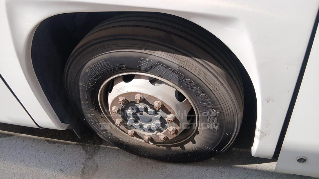 2019 Mercedes Bus — Front Right Tyre — Photo 26
