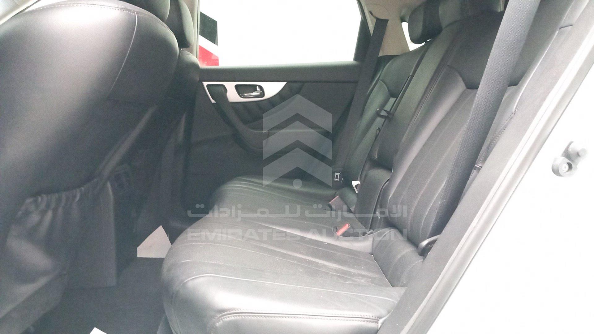2016 INFINITI QX 70 VIN: JN8CS1MU8GM670204