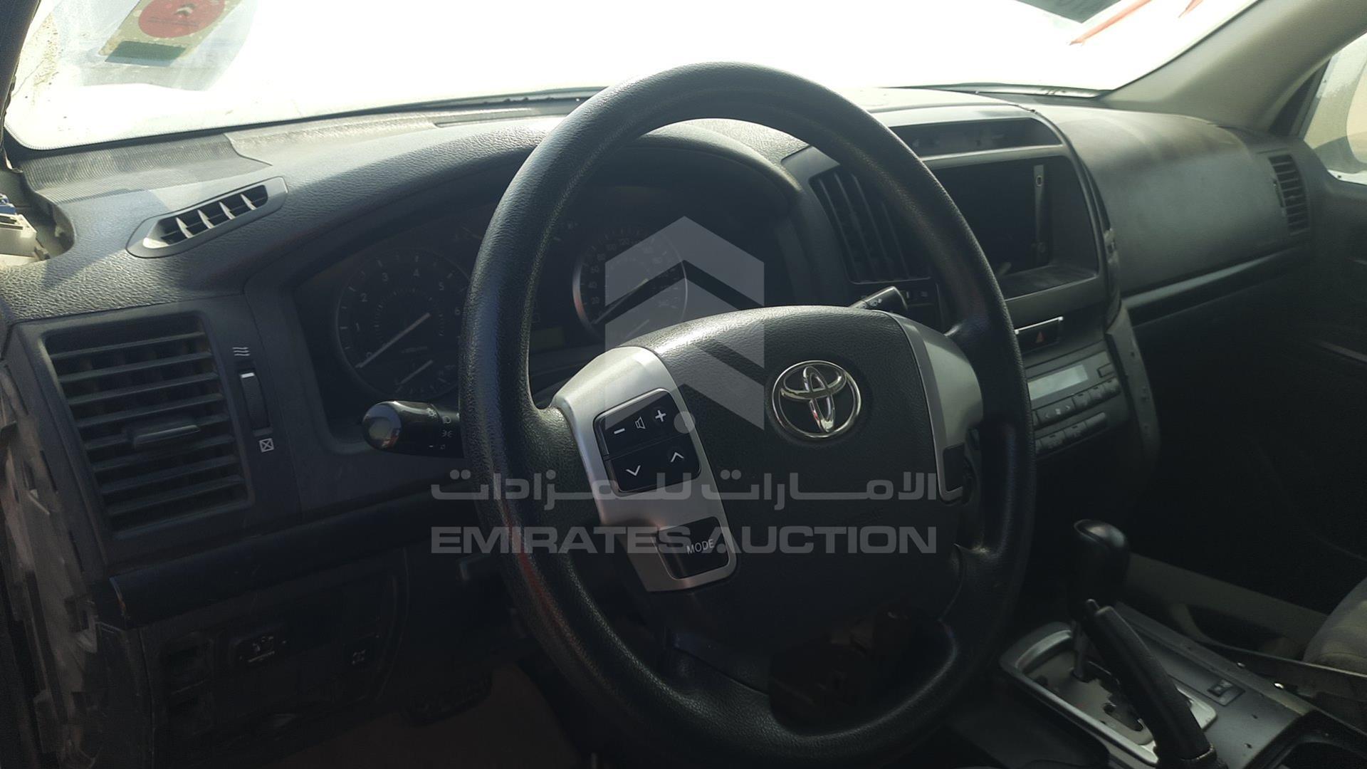 2012 TOYOTA LAND CRUISER VIN: JTMDU09J7C4052921