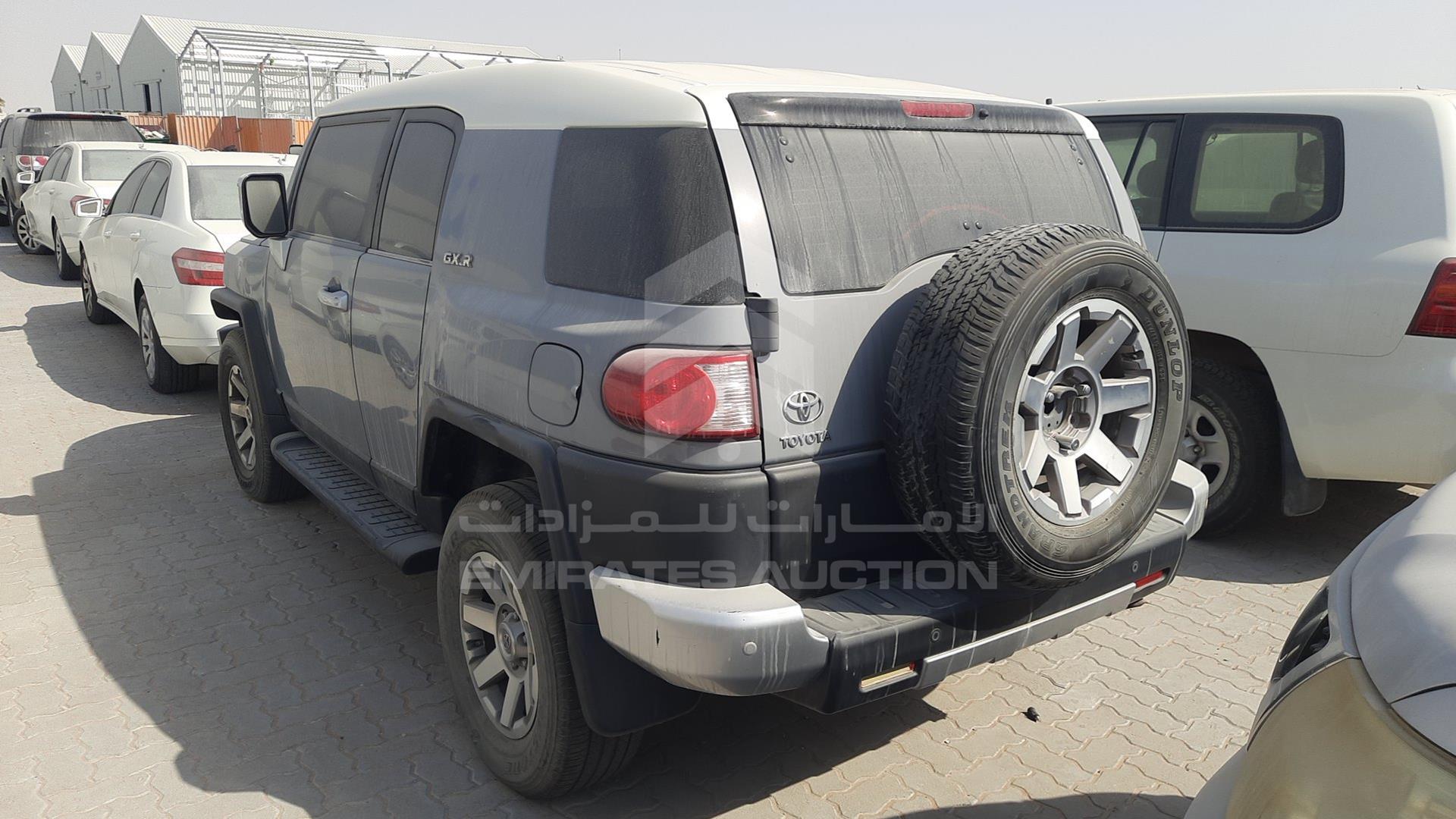 2014 TOYOTA FJ CRUISER VIN: JTEBU11F1EK198021