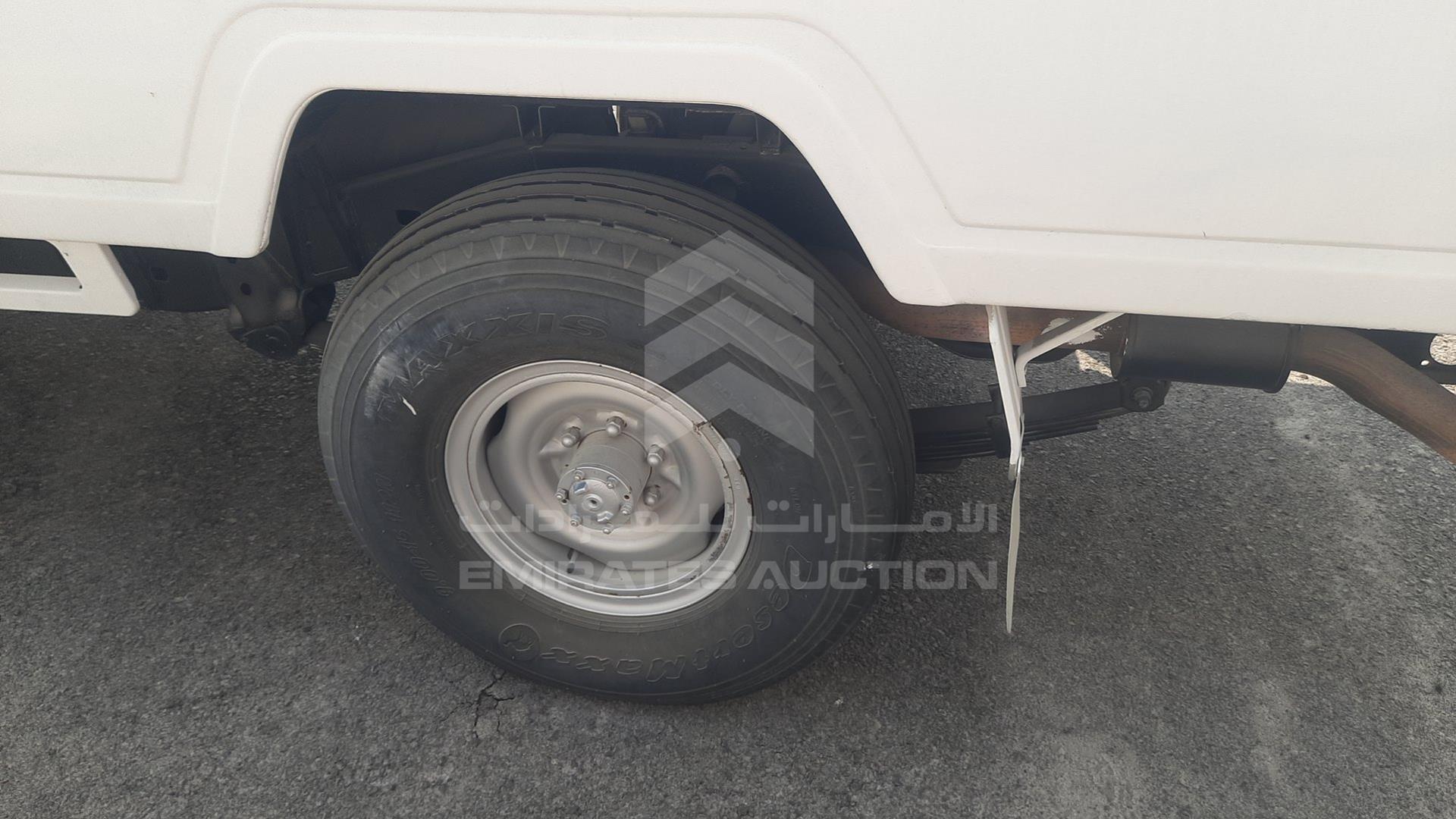 1994 TOYOTA LAND CRUISER PICKUP VIN: FZJ750021474