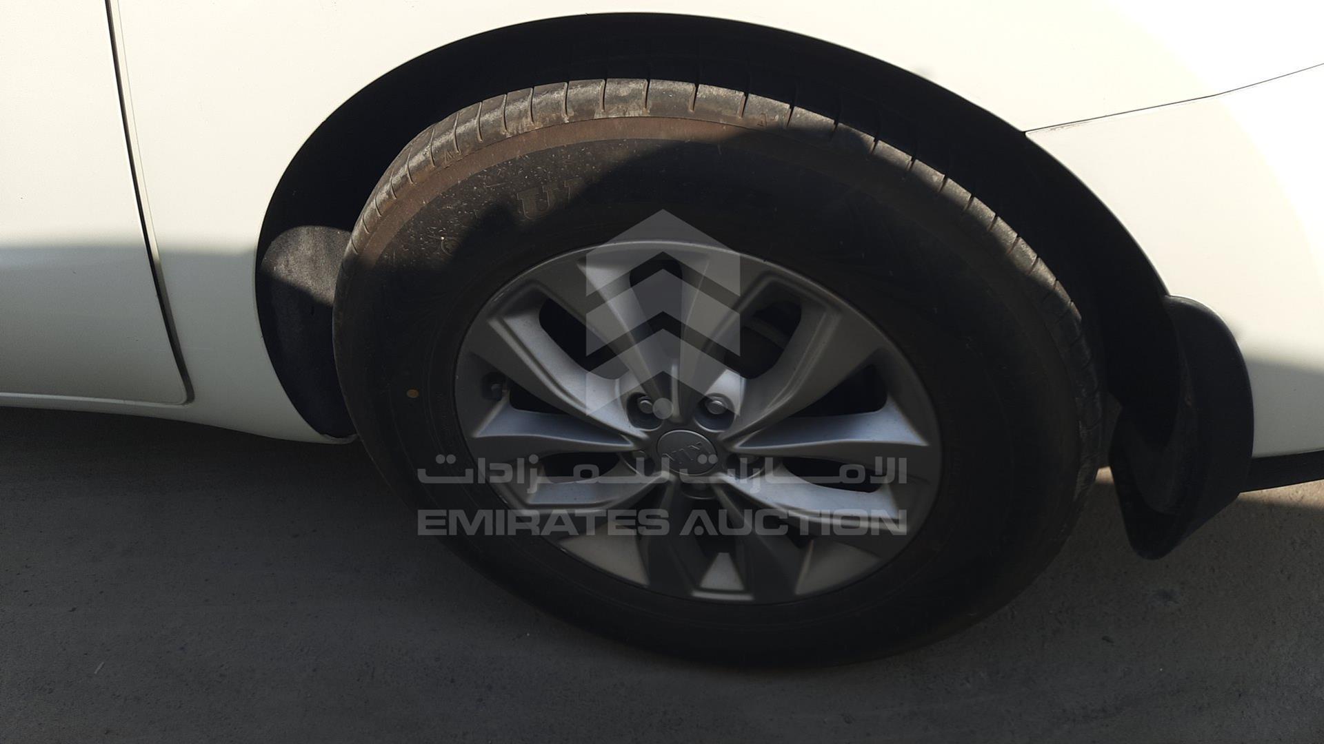 2020 KIA CARNIVAL VIN: KNAMB8121L6645491