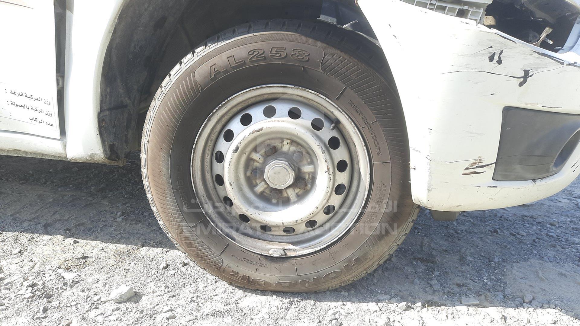 2010 MITSUBISHI L 200 VIN: MMBJNKA50AD031418