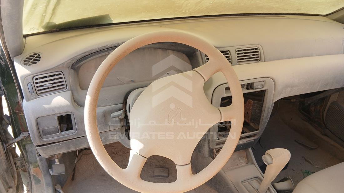 1999 Nissan Sunny — Steering & Mounted Controls — Photo 12