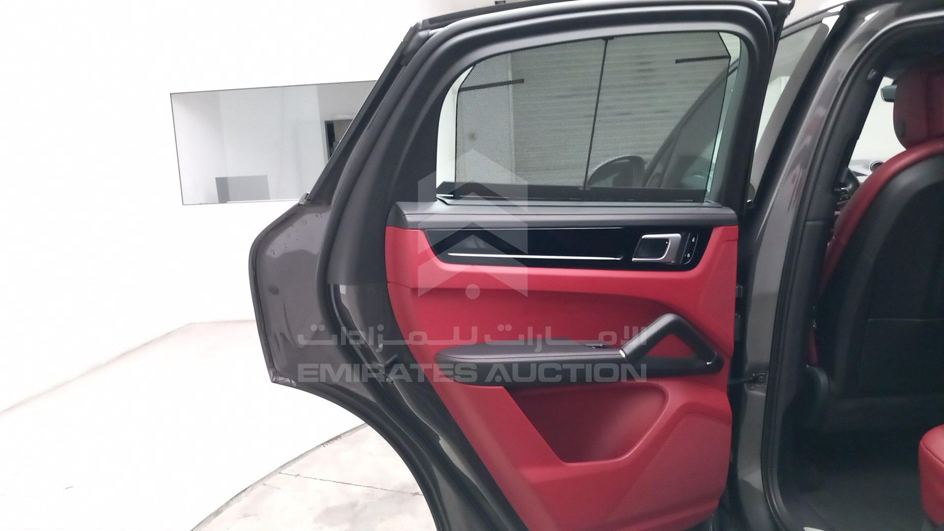 2020 PORSCHE CAYENNE VIN: WP1BA2AY0LDA47899