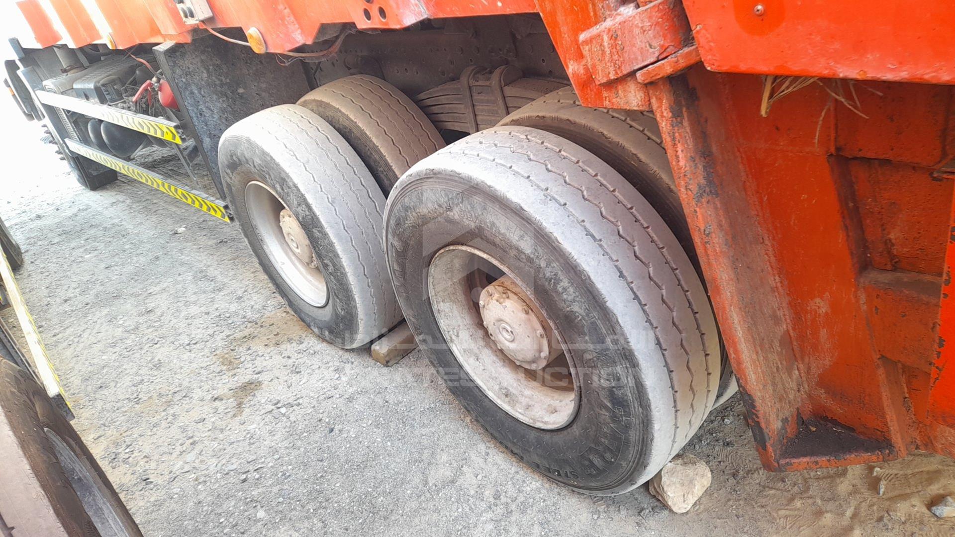 2008 MERCEDES ACTROS VIN: WDAKHCAA08L280333