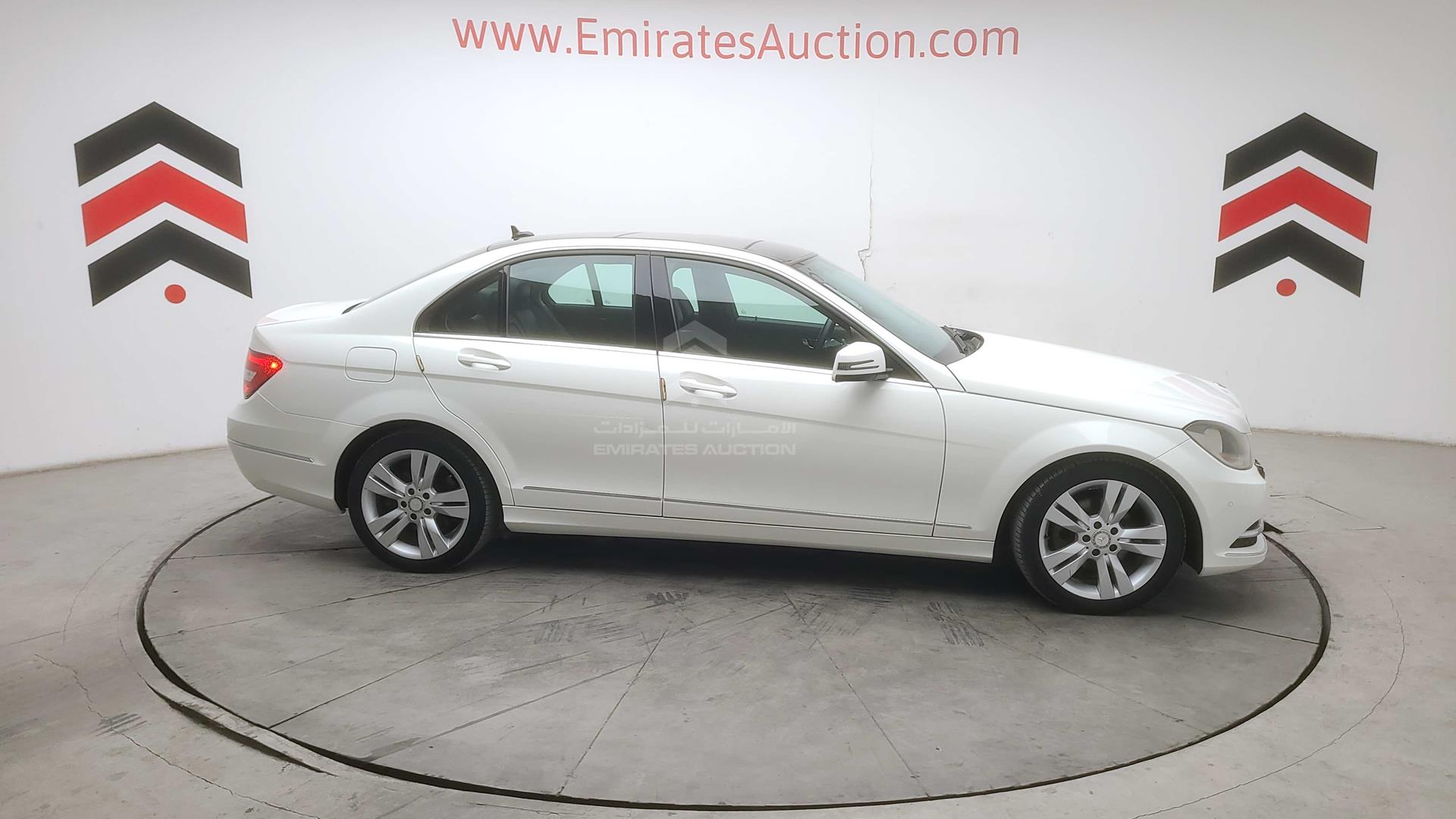 2013 MERCEDES C 200 VIN: WDDGF4JB3DA790095