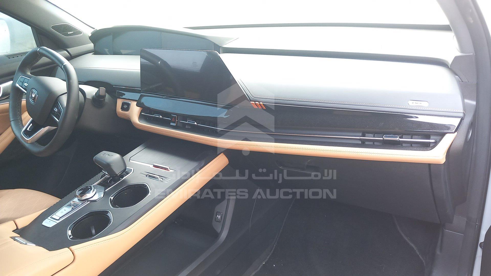 2024 CHANGAN UNI K VIN: LS4ASE2AXRA991170