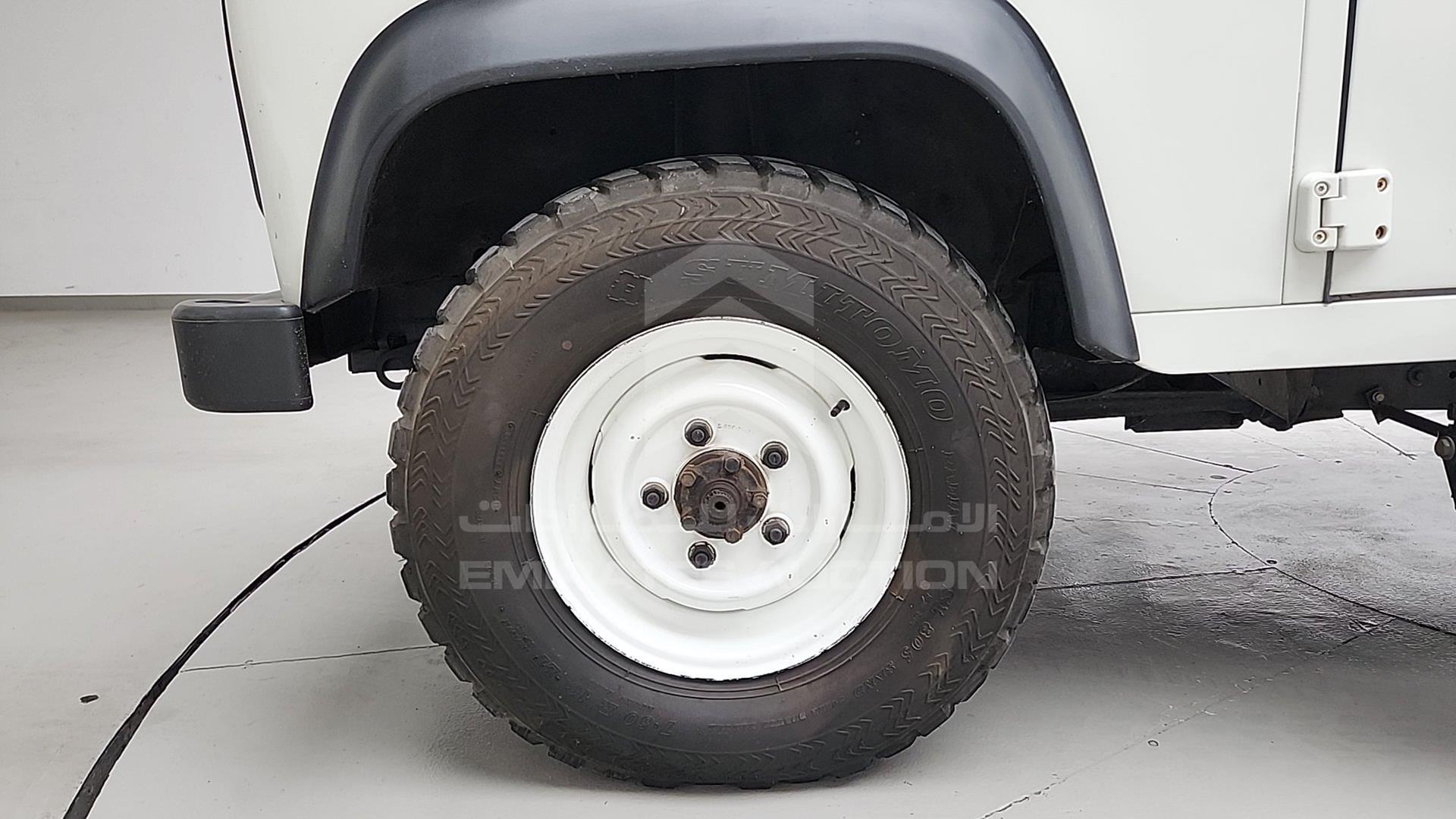 1999 LAND ROVER DEFENDER VIN: SALLDHAD8XA162422