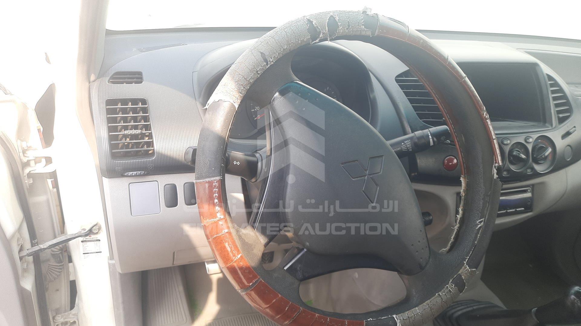 2013 MITSUBISHI L 200 VIN: MMBJNKA50DD029452
