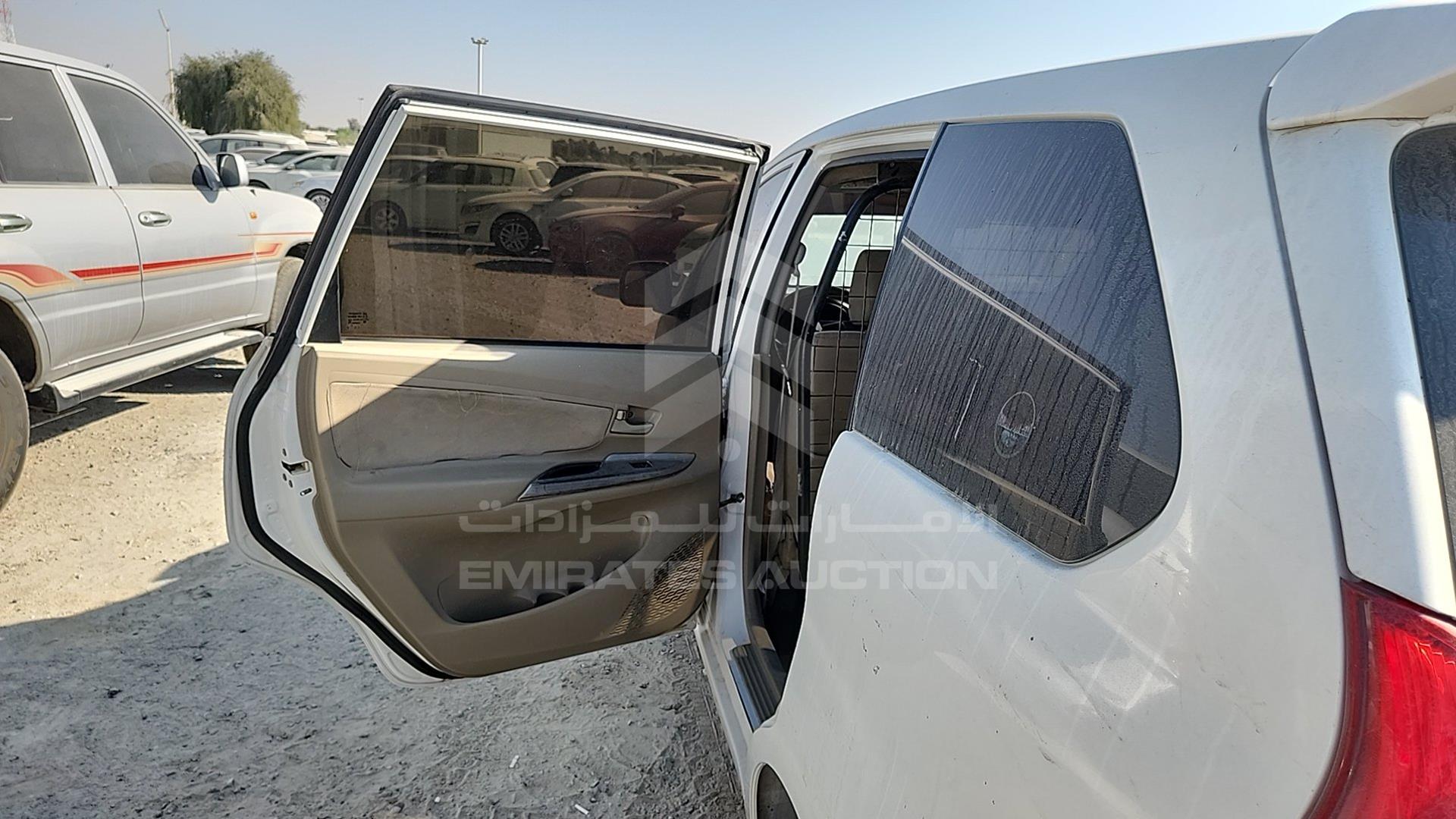2015 TOYOTA AVANZA VIN: MHKMC13F6FK013658