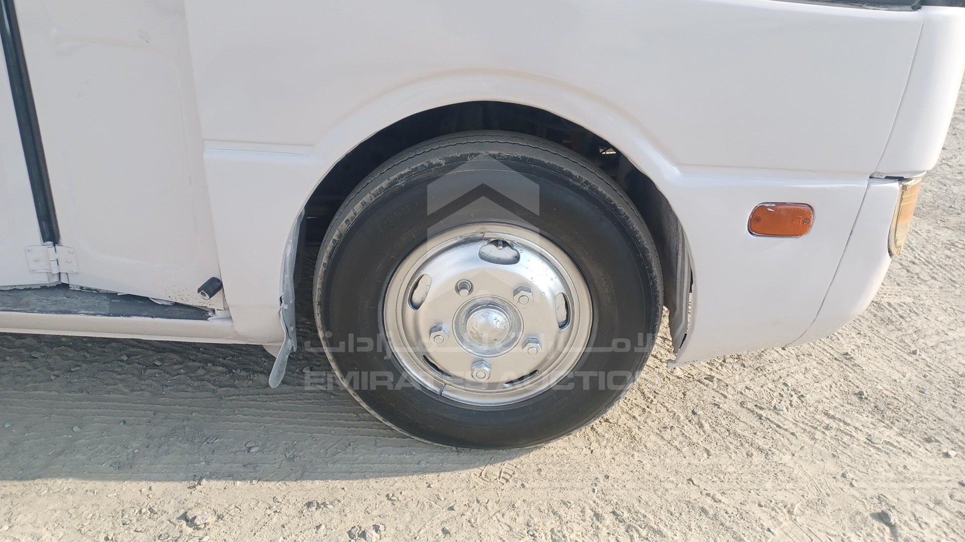 2006 MITSUBISHI ROSA VIN: JL5B3J6P56PD02795