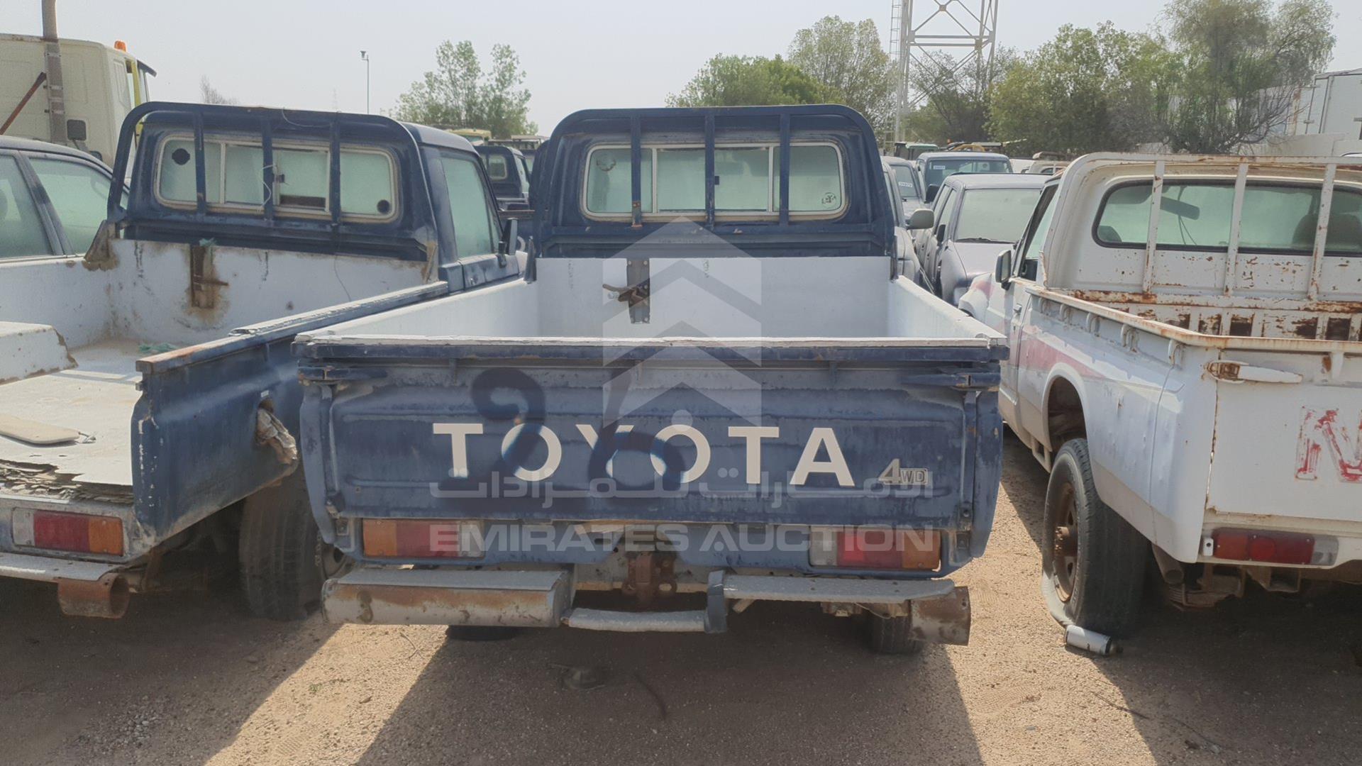 2005 TOYOTA LAND CRUISER VIN: JTFLB71JX58007416