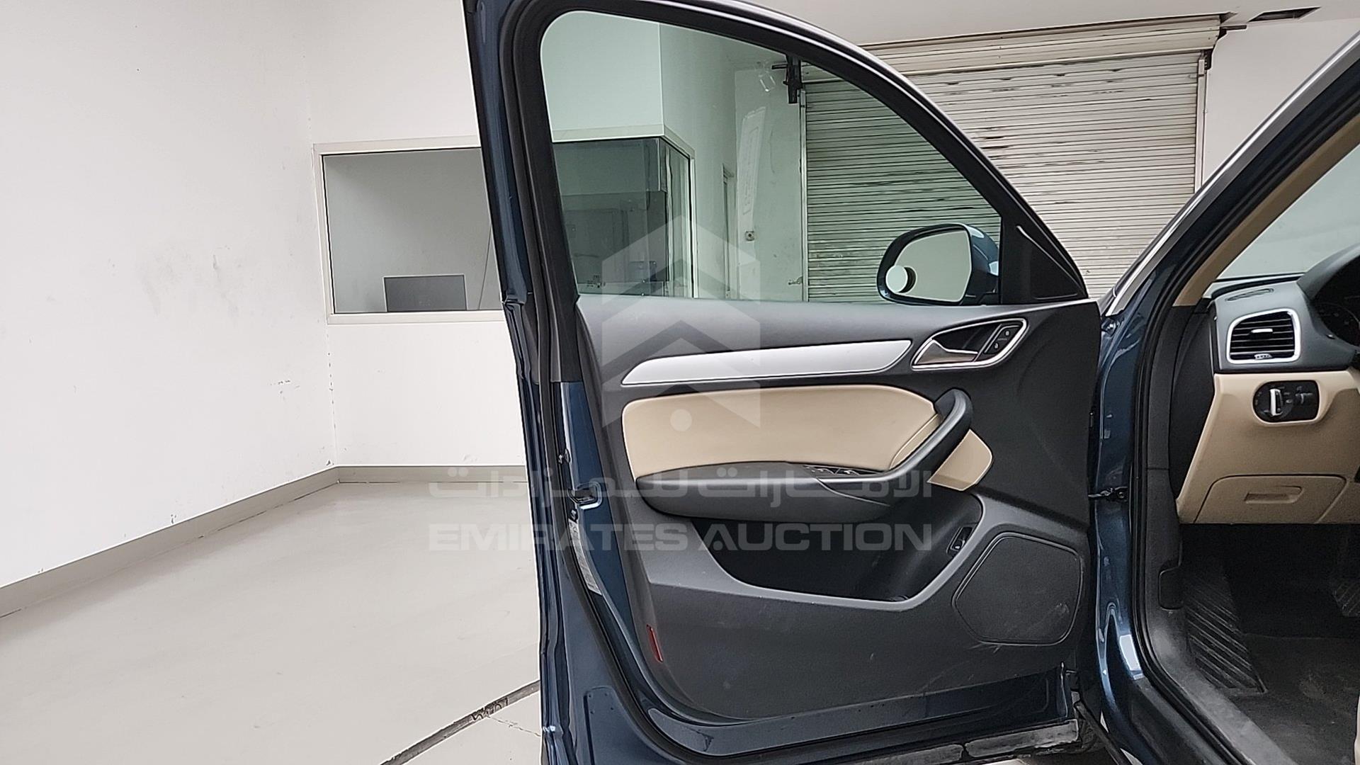 2016 AUDI Q3 VIN: WA1DFAFS5GR000395
