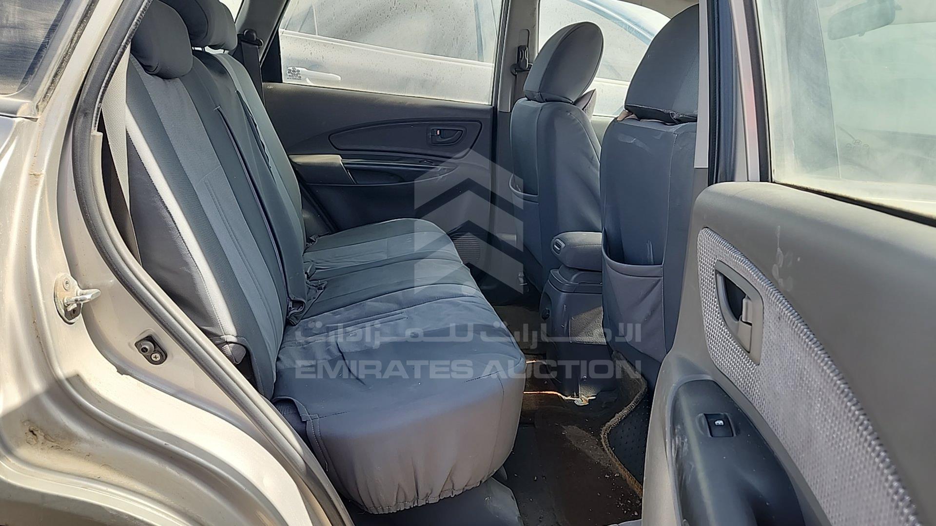 2008 HYUNDAI TUCSON VIN: KMHJM81B88U874779