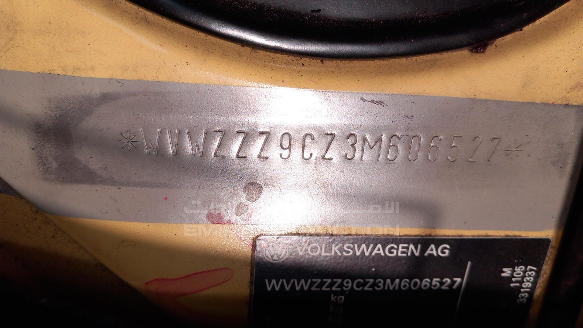 2004 VOLKSWAGEN BEETLE VIN: WVWZZZ9CZ3M606527
