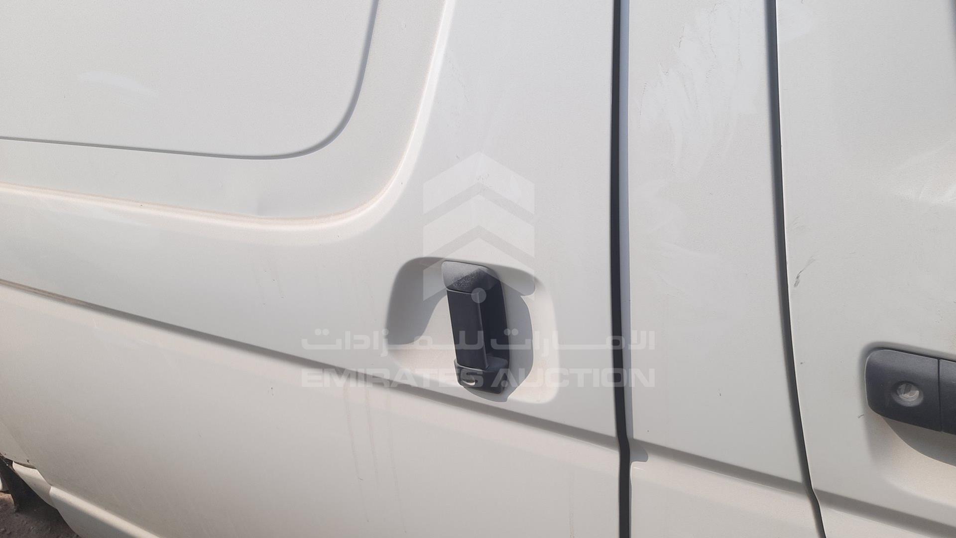 0 TOYOTA HIACE VIN: JTFHX02P7P0127998