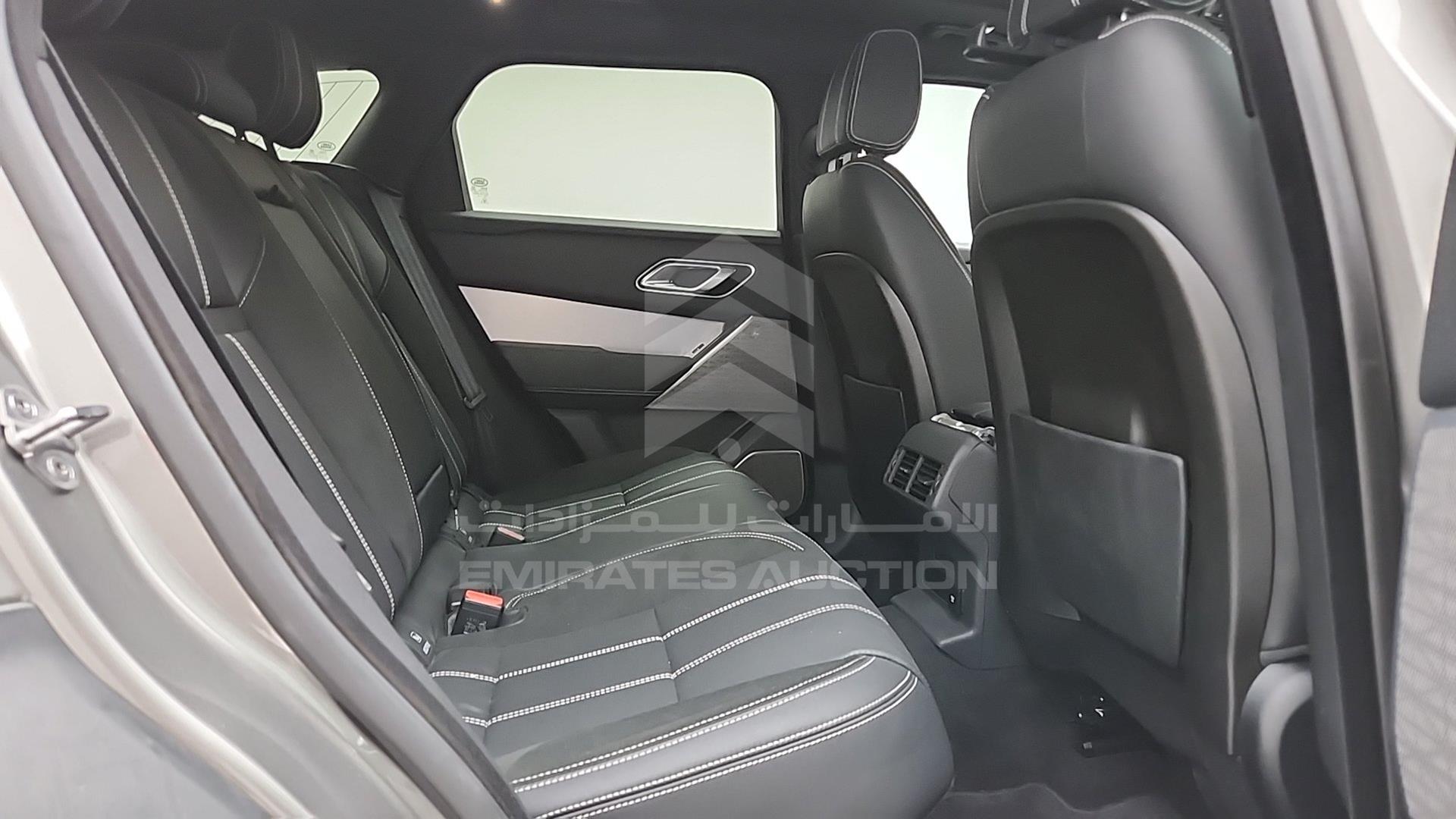 2019 RANGE ROVER VELAR VIN: SALYL2EX8KA234517