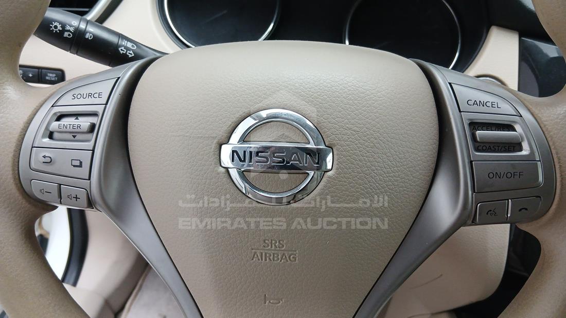 2015 Nissan X-Trail — Steering & Mounted Controls — Photo 16