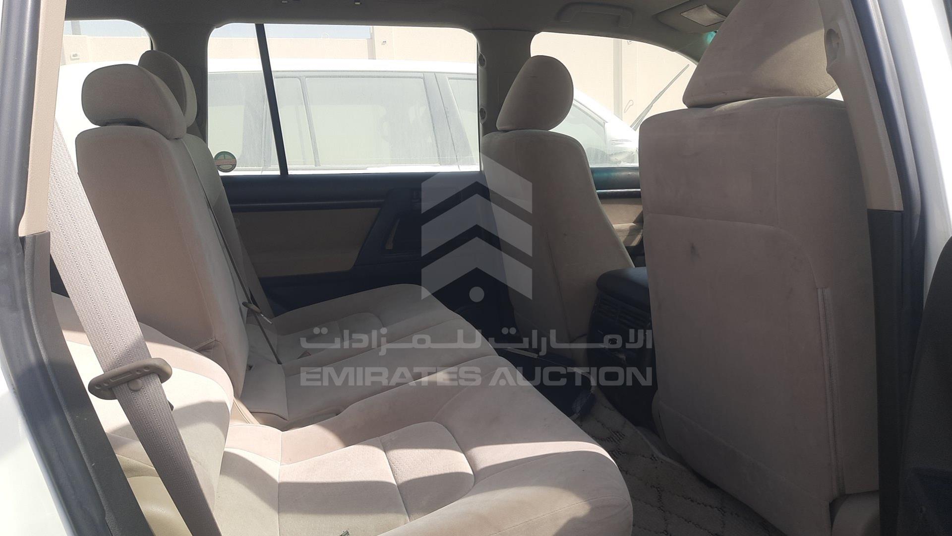 2011 TOYOTA LAND CRUISER VIN: JTMHU09J8B5052503