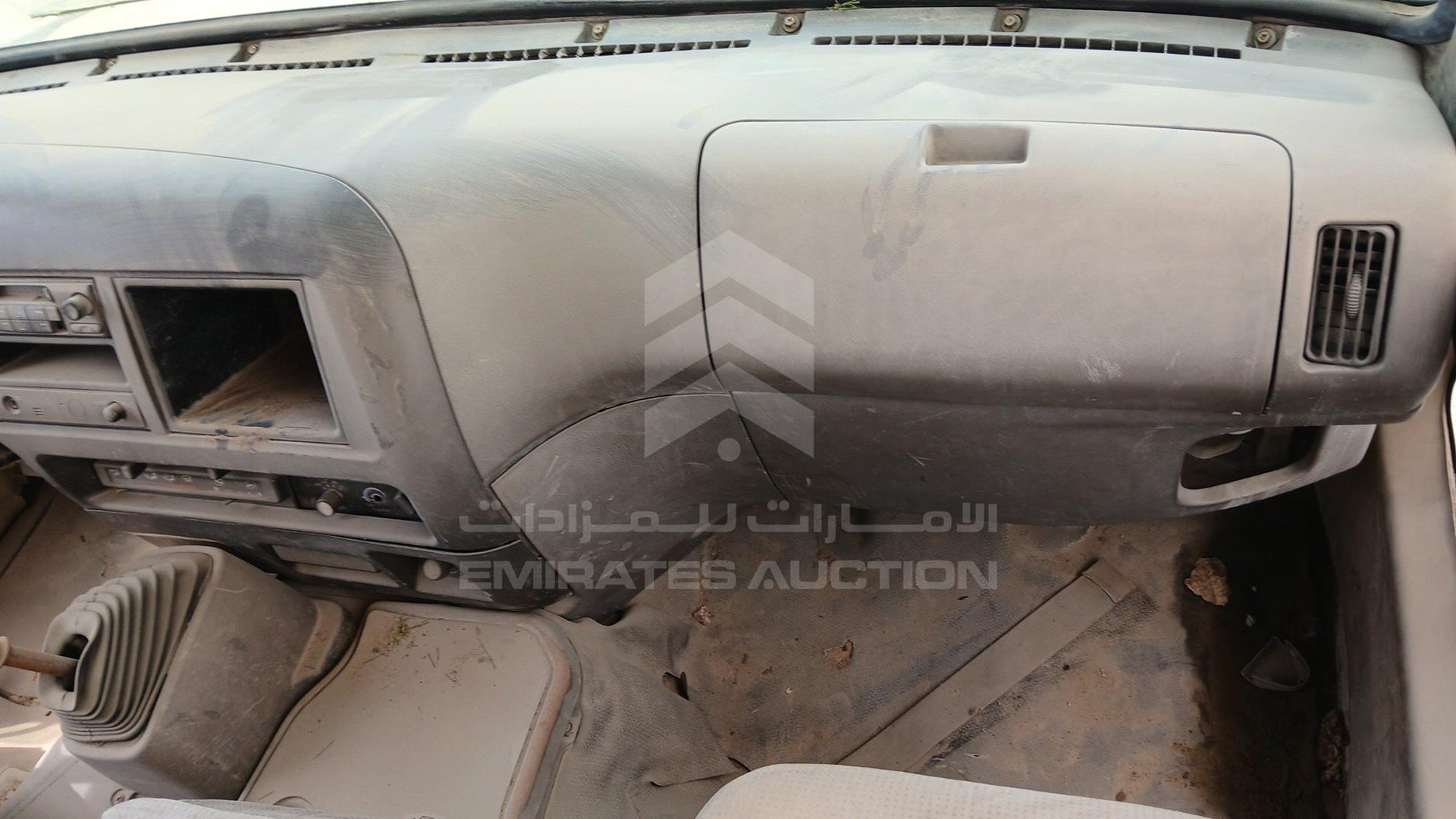 2005 MITSUBISHI ROSA VIN: JL5B3G6P65PD02516