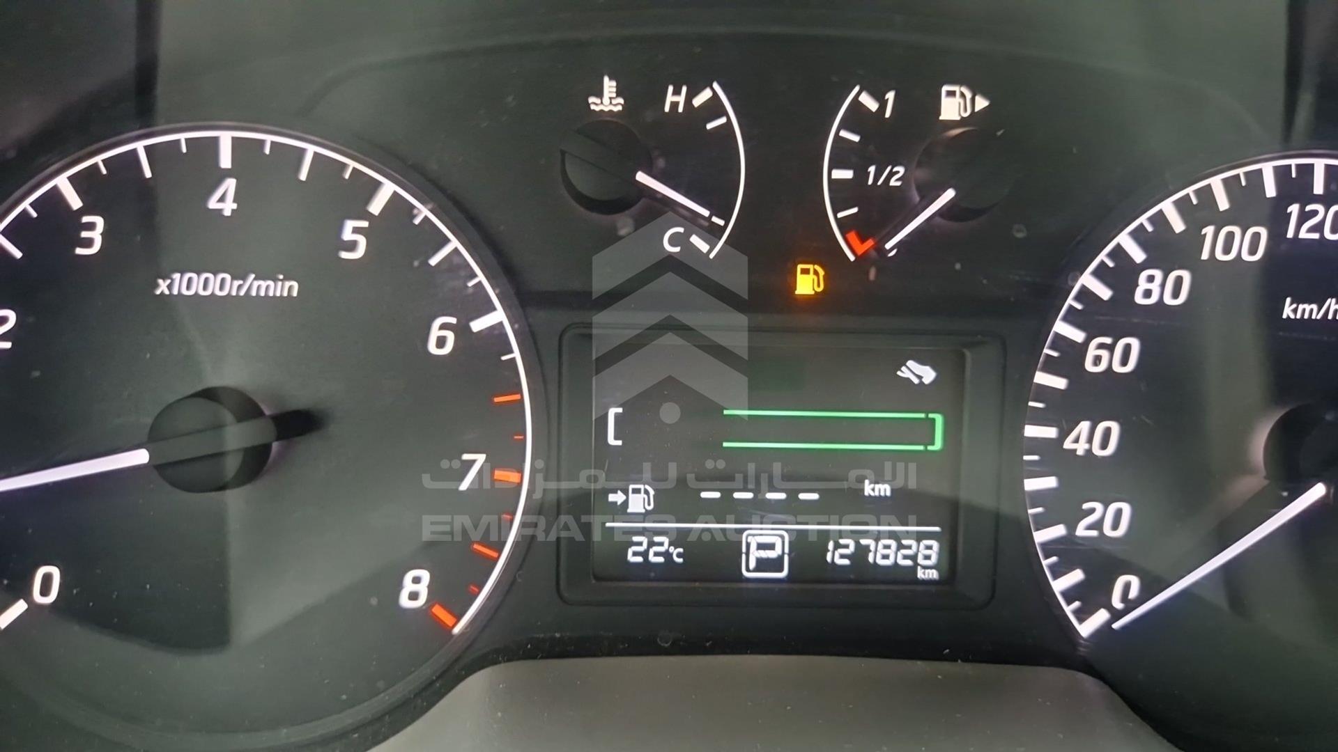 2016 NISSAN TIIDA VIN: MNTBC2C9XG6010301