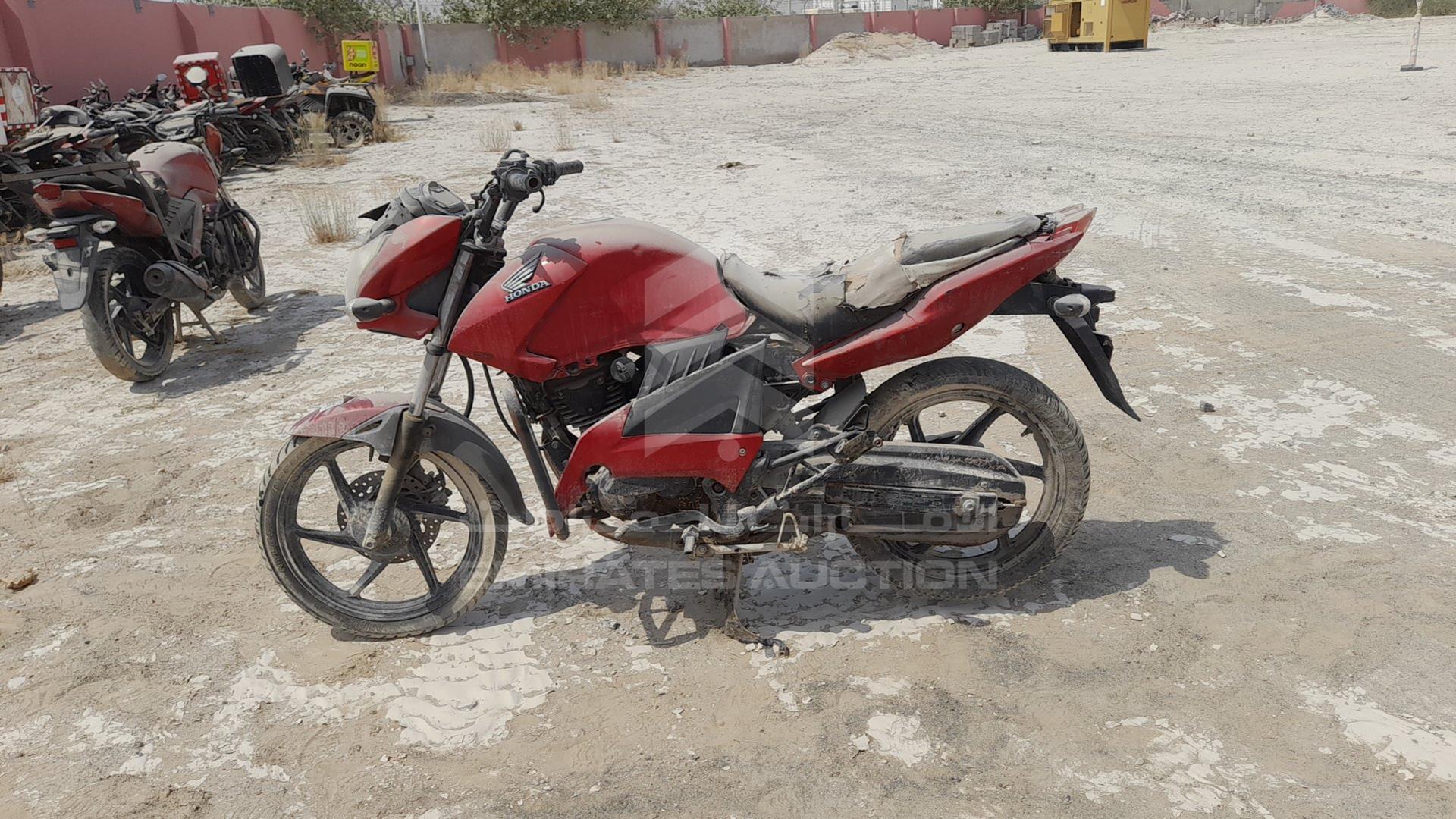 2020 HONDA UNICORN VIN: ME4KC20D9LA000726