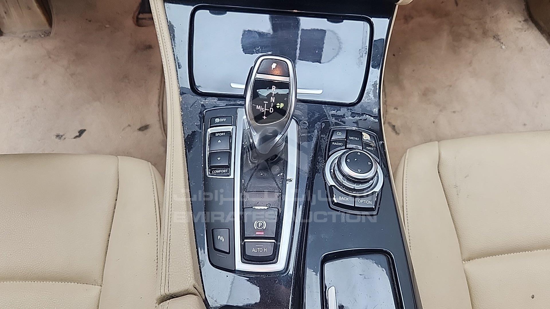 2013 BMW 528 VIN: WBAXG3107DDW40101